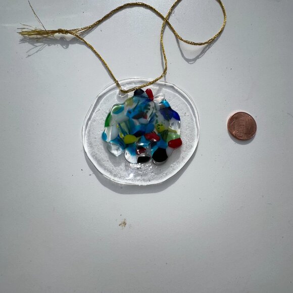 #5301 CIRCULAR FUSED  3” ROUND MULTI COLOR ORNEMENT - Picture 6 of 6